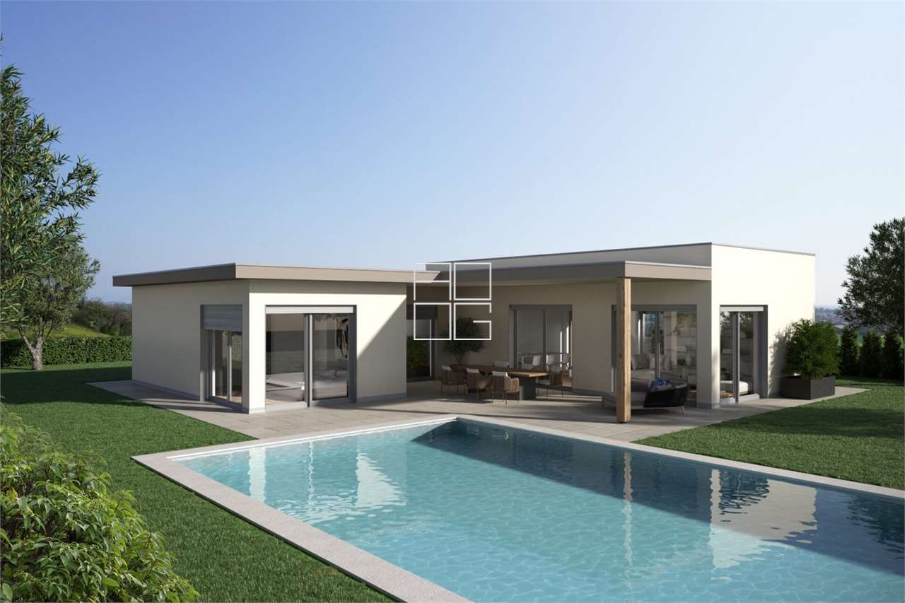 New villa in hilly area in Lonato del Garda