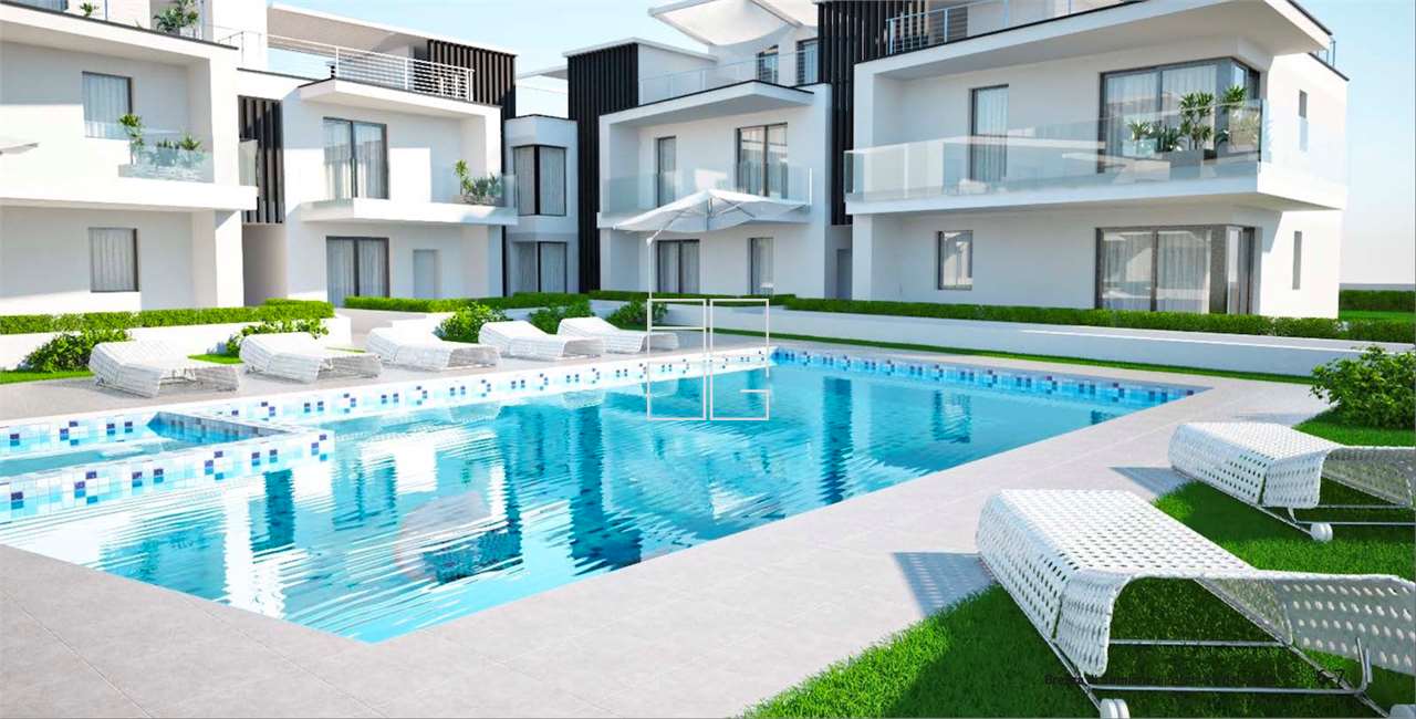 Drei-Zimmer-Wohnung in moderner Anlage mit Pool in Peschiera del Garda