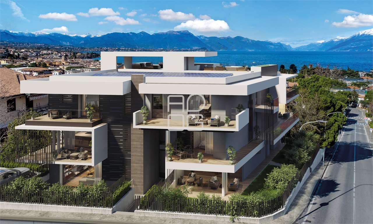 Exklusives, modernes Apartment mit Terrasse in Desenzano del Garda
