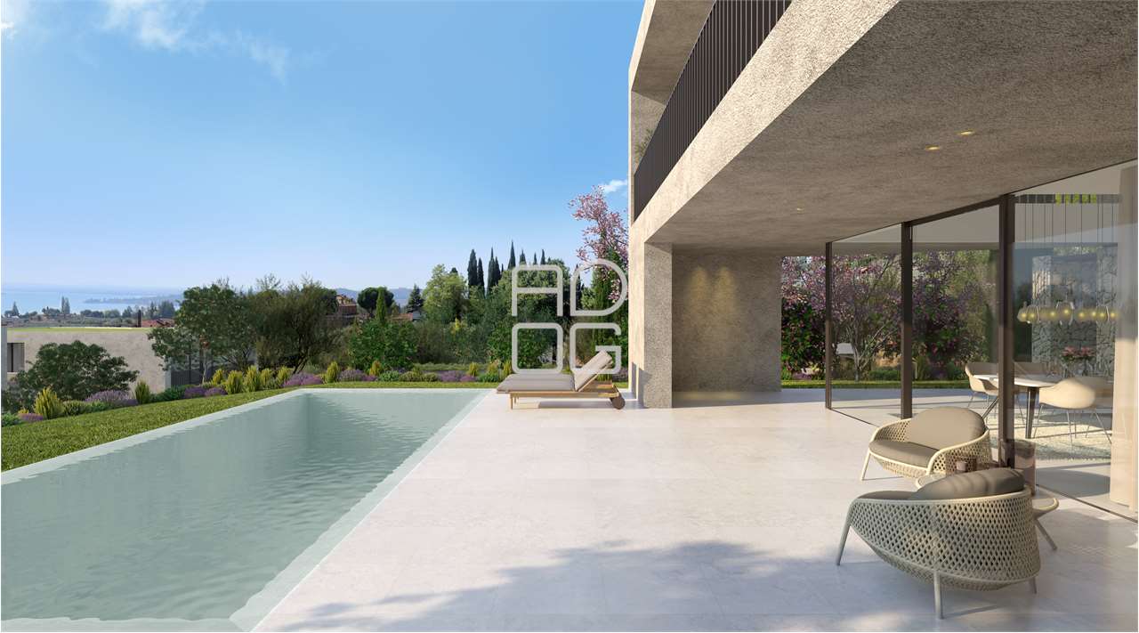 Престижный полный контекст дизайна с видом на озер в Padenghe sul Garda