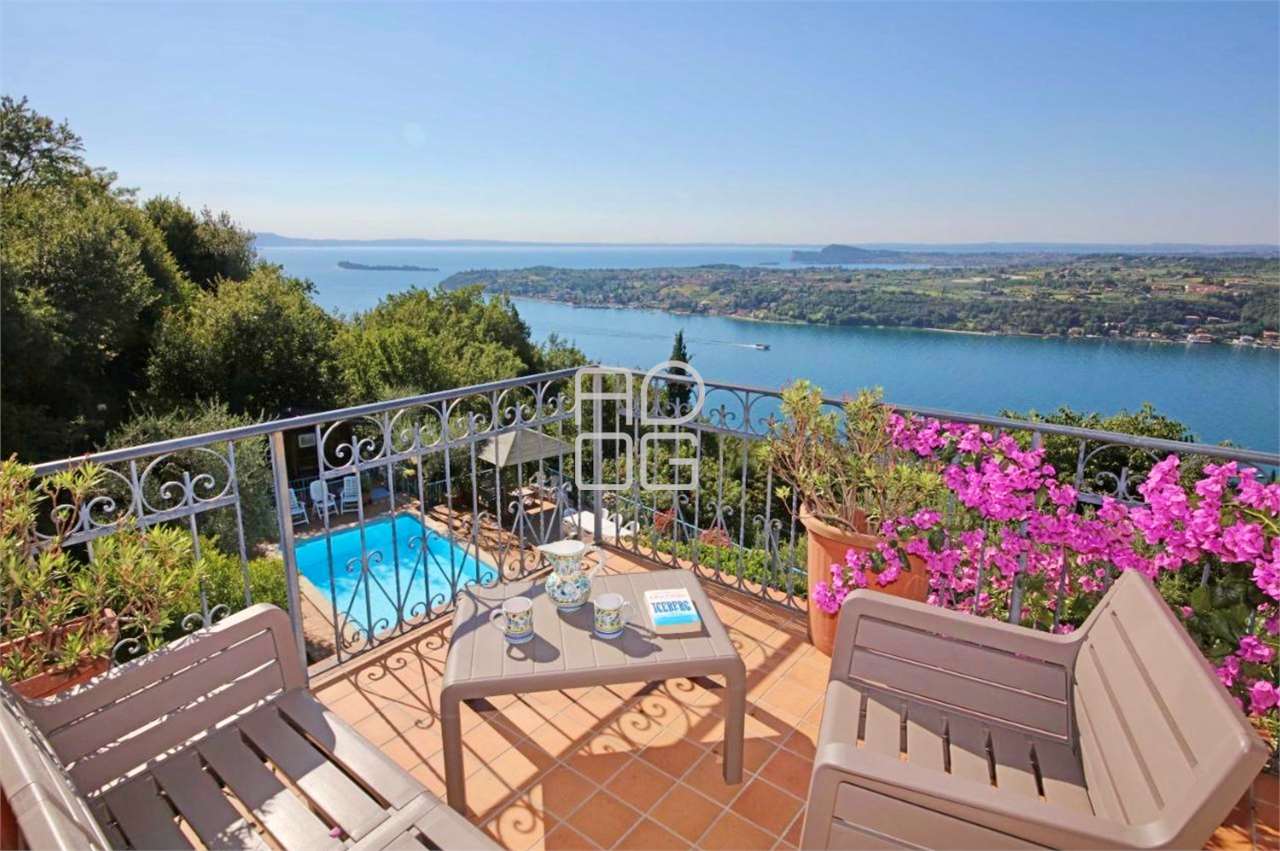 Важная недвижимость с прекрасным видом на озеро в Salò