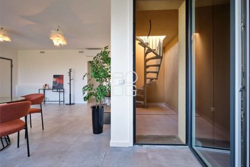 imm_68063-20250807181309-1280-_Watermark_png_mc