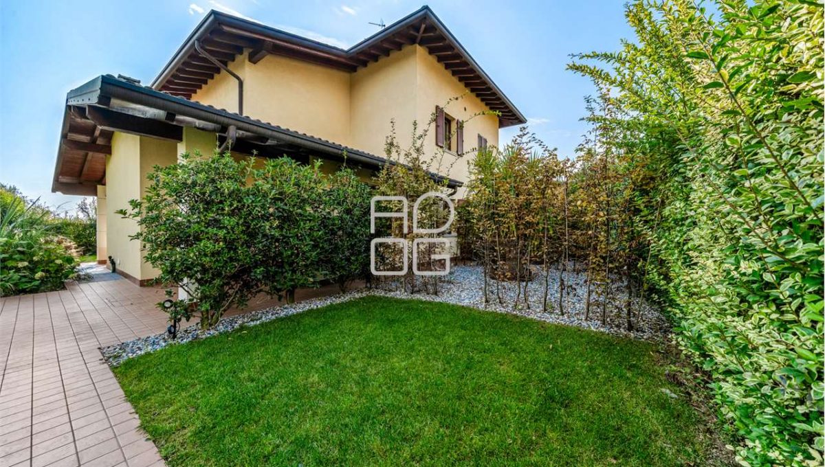 imm_69384-20251028115848-1280-_Watermark_png_mc