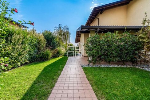 imm_69385-20251030121623-1280-_Watermark_png_mc