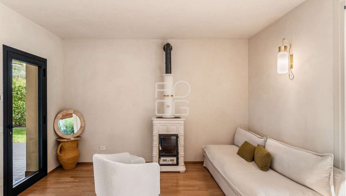 imm_69386-20251029124647-1280-_Watermark_png_mc