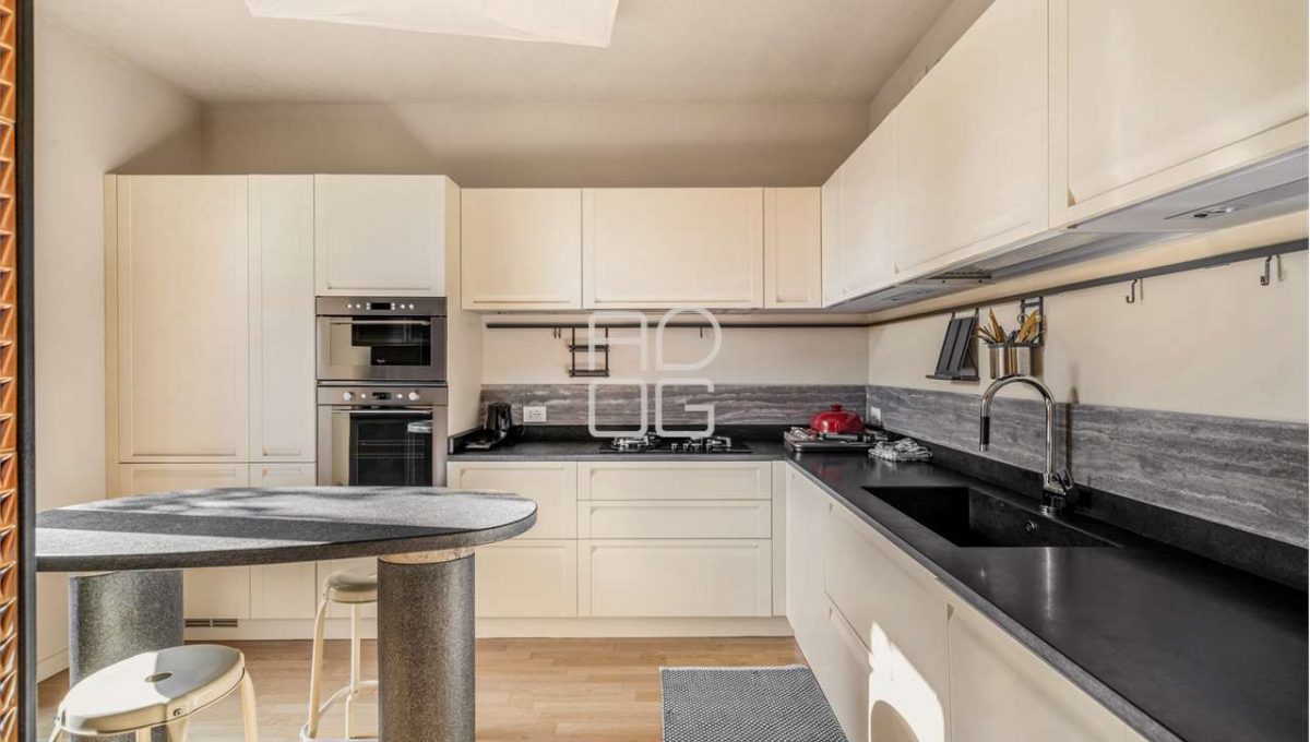 imm_69394-20251030121603-1280-_Watermark_png_mc