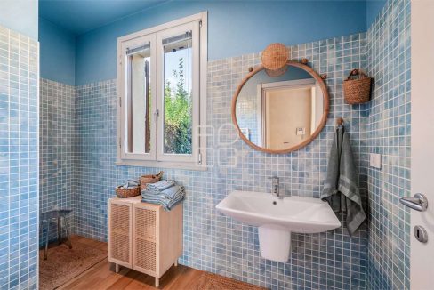 imm_69402-20251030121644-1280-_Watermark_png_mc