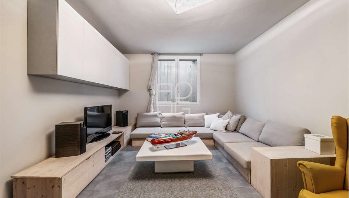 imm_69422-20251028115849-1280-_Watermark_png_mc