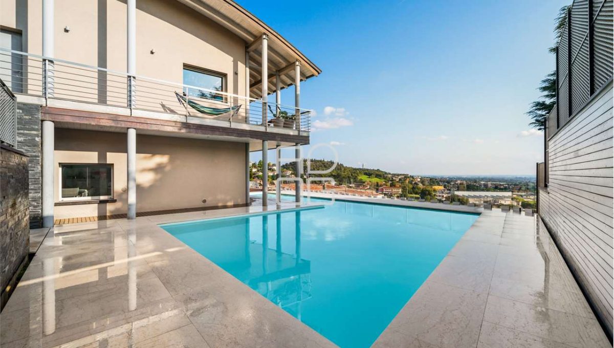 imm_69462-20251028220743-1280-_Watermark_png_mc