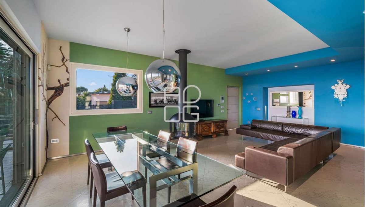 imm_69470-20251028220744-1280-_Watermark_png_mc