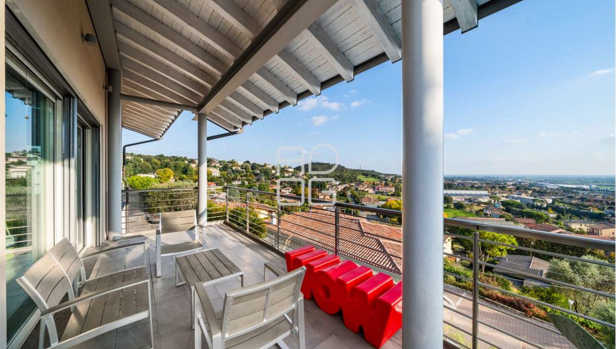 imm_69472-20251028220744-1280-_Watermark_png_mc