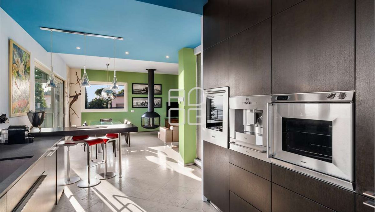 imm_69475-20251028220744-1280-_Watermark_png_mc