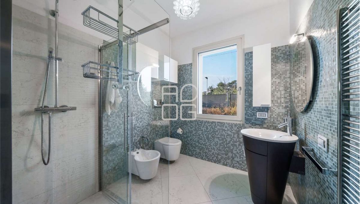 imm_69477-20251028220744-1280-_Watermark_png_mc