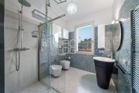 imm_69477-20251028220744-1280-_Watermark_png_mc