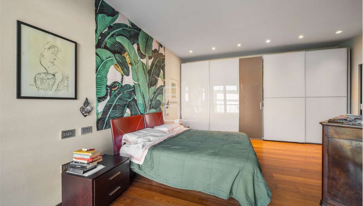 imm_69480-20251028220744-1280-_Watermark_png_mc