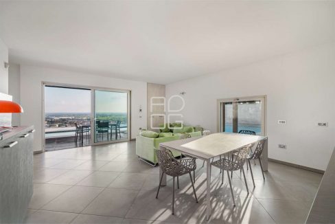 imm_69482-20251028220744-1280-_Watermark_png_mc