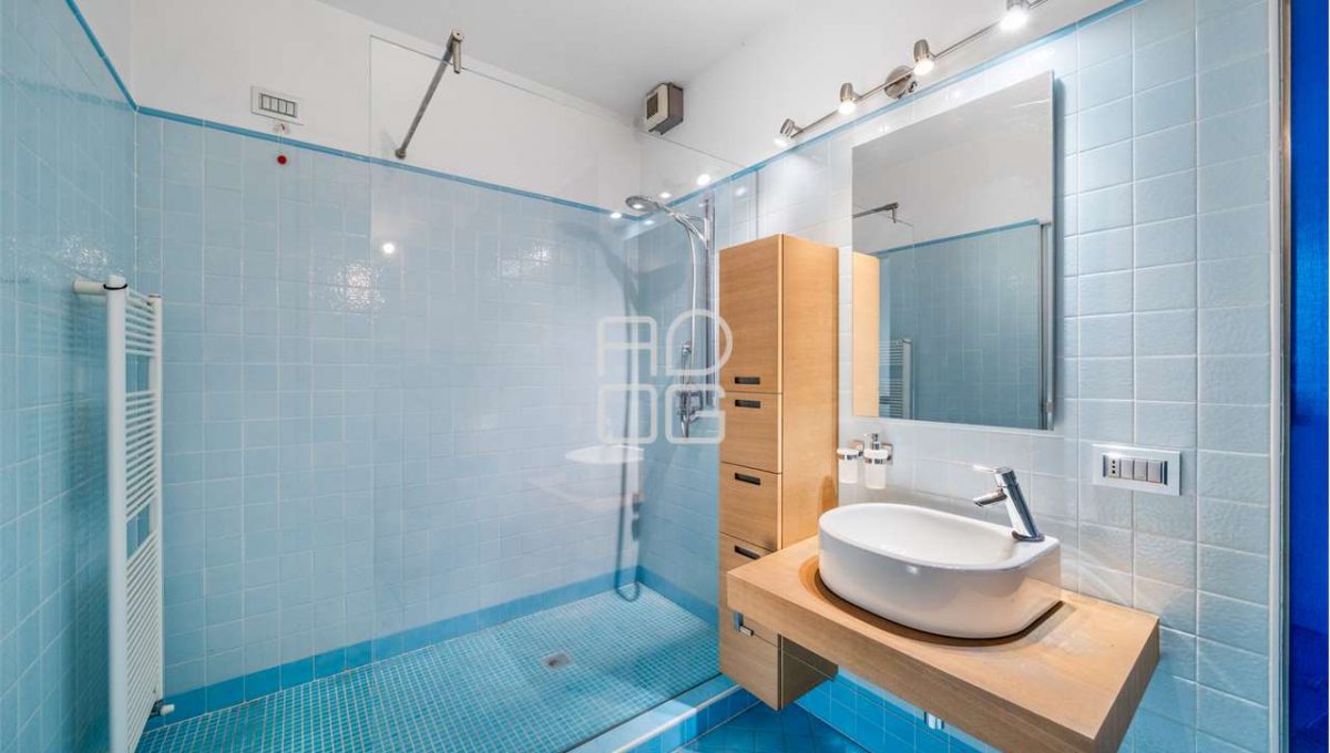 imm_69485-20251028220744-1280-_Watermark_png_mc