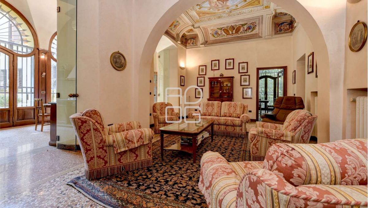 imm_58361-20251126183334-1280-_Watermark_png_mc