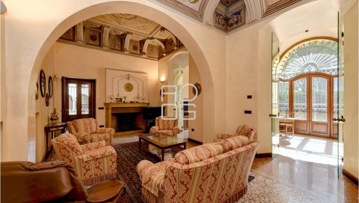 imm_58362-20251126183330-1280-_Watermark_png_mc