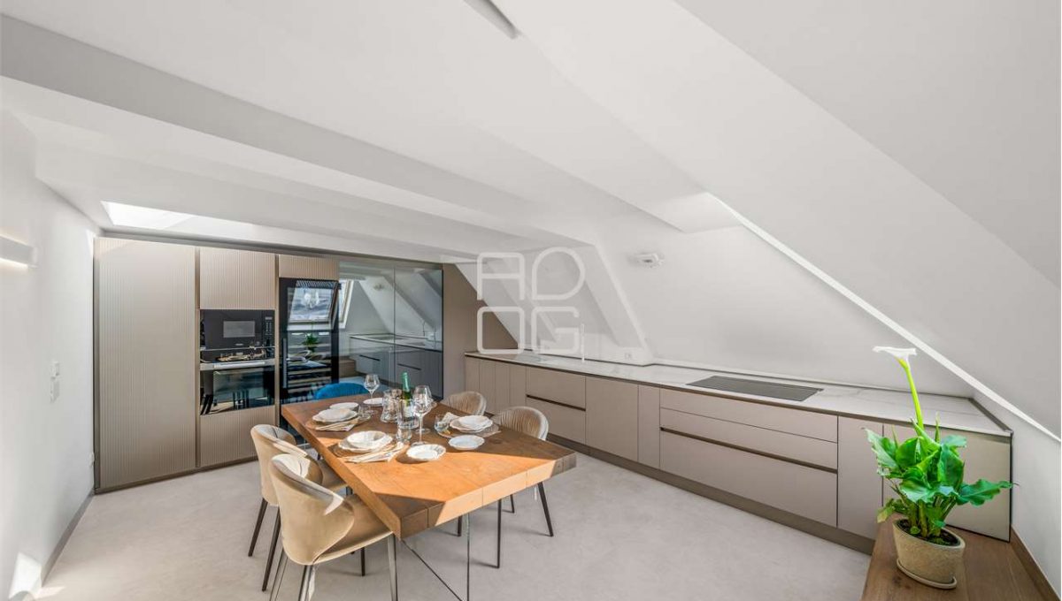 imm_64009-20251118175913-1280-_Watermark_png_mc