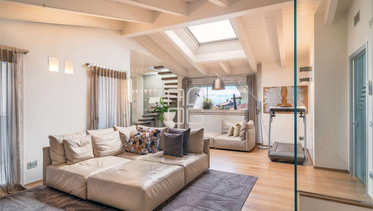 imm_65613-20250508212311-1280-_Watermark_png_mc