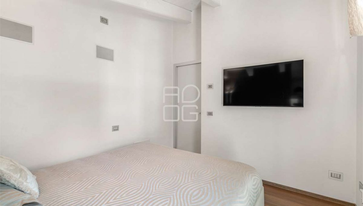 imm_65620-20250508212646-1280-_Watermark_png_mc