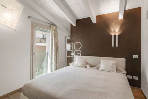 imm_65623-20250508212657-1280-_Watermark_png_mc