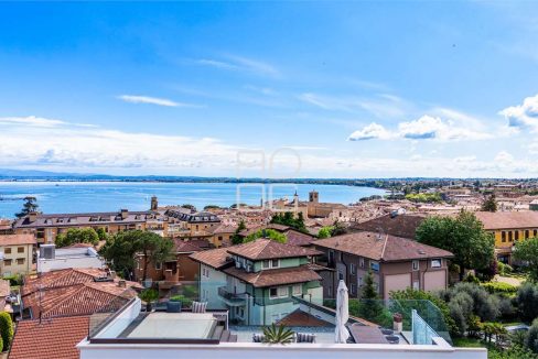 imm_65628-20250508212849-1280-_Watermark_png_mc