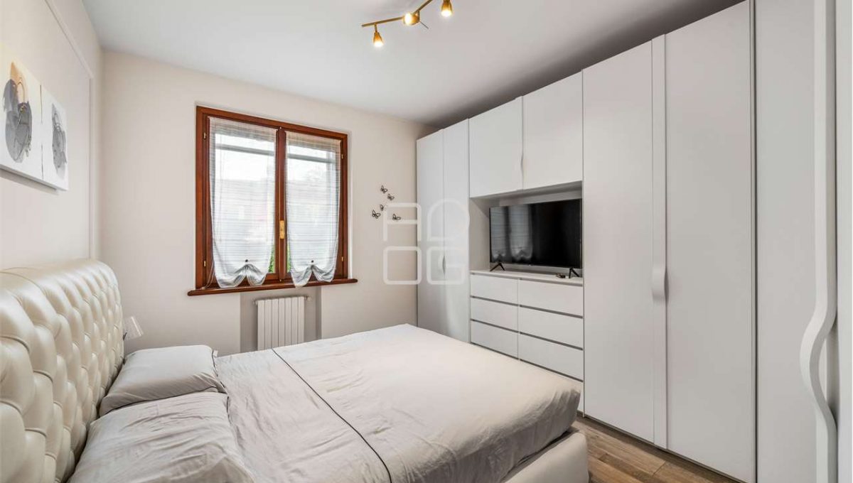 imm_69367-20251103160212-1280-_Watermark_png_mc