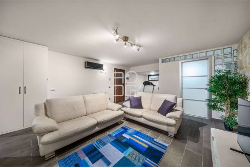 imm_69372-20251103160253-1280-_Watermark_png_mc