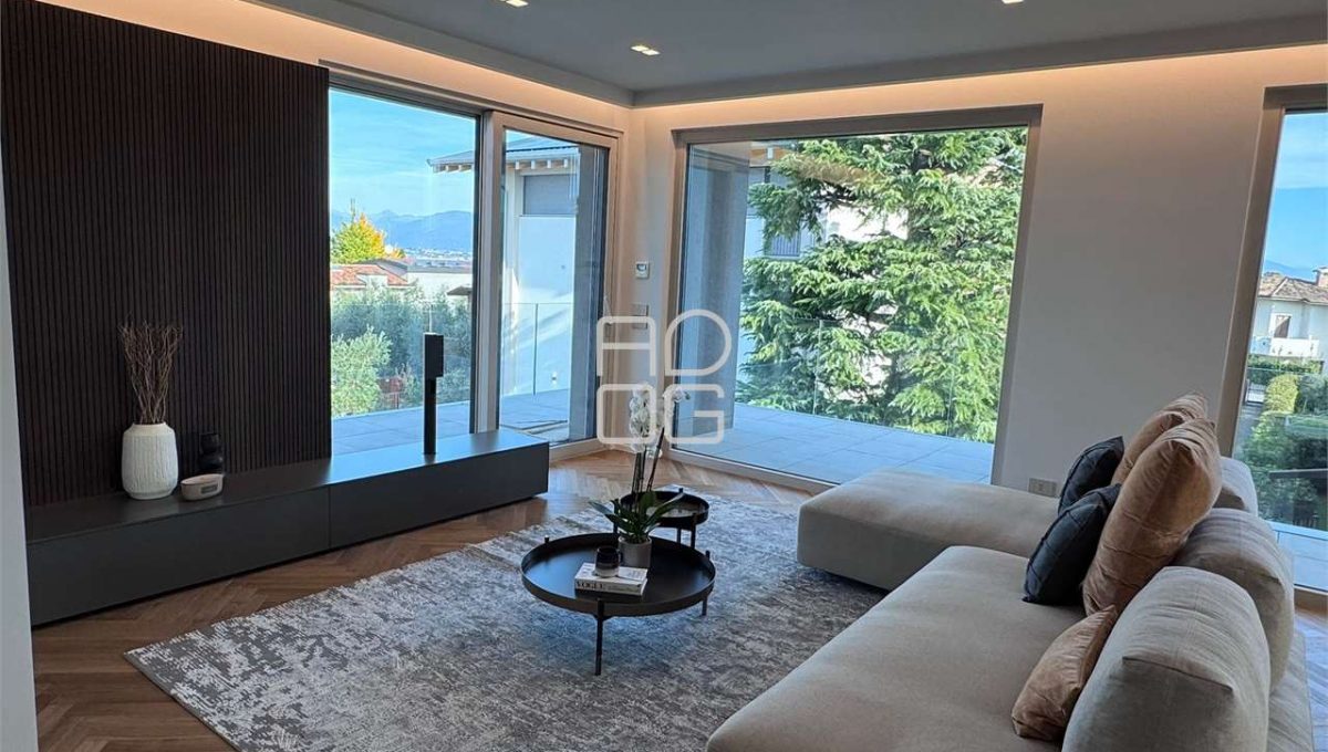 imm_69583-20251108112044-1280-_Watermark_png_mc