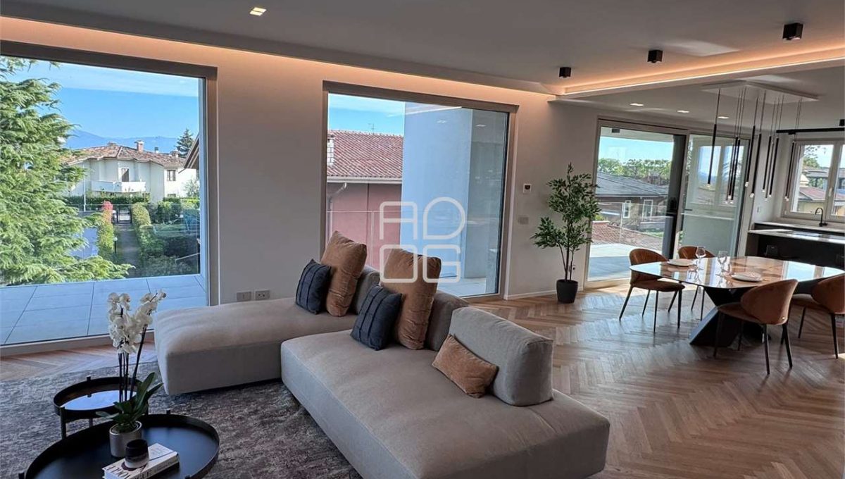 imm_69585-20251108112037-1280-_Watermark_png_mc