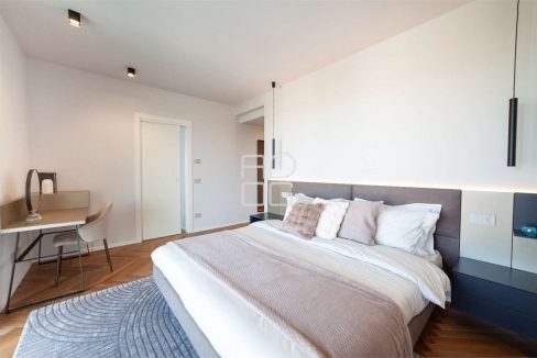 imm_69594-20251108112254-1280-_Watermark_png_mc