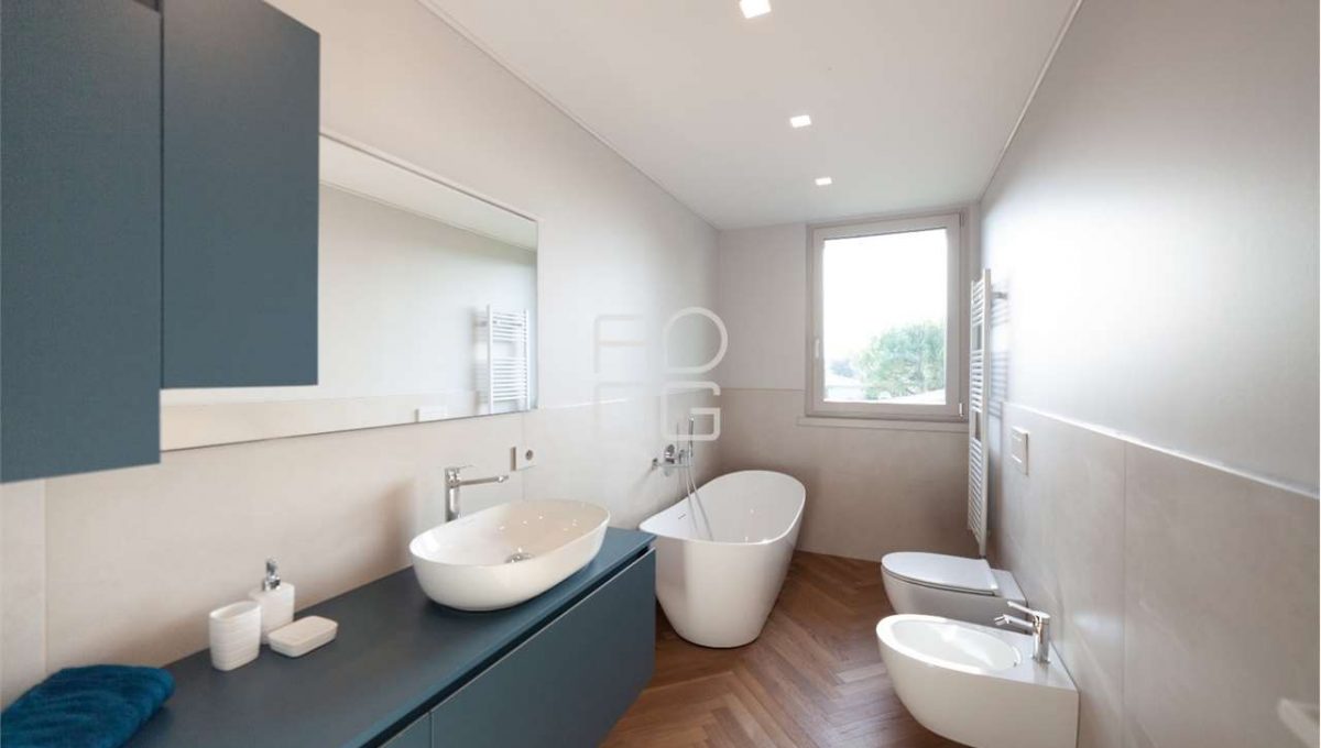 imm_69600-20251108112315-1280-_Watermark_png_mc