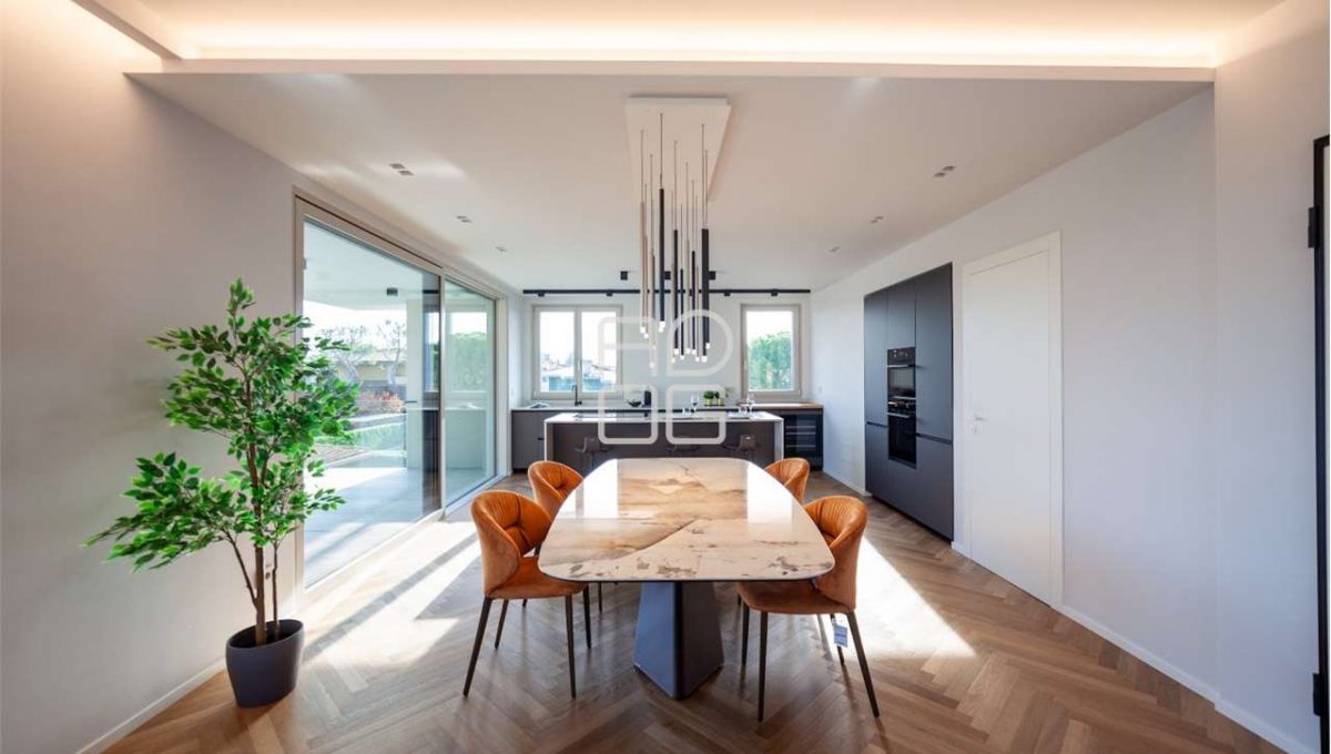 imm_69601-20251108112208-1280-_Watermark_png_mc