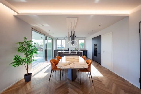 imm_69601-20251108112208-1280-_Watermark_png_mc