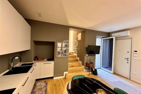 imm_69663-20251117175400-1280-_Watermark_png_mc