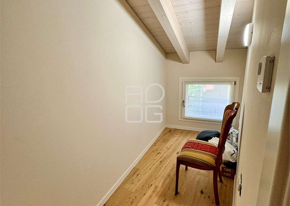 imm_69670-20251117175400-1280_Watermark_png_mc