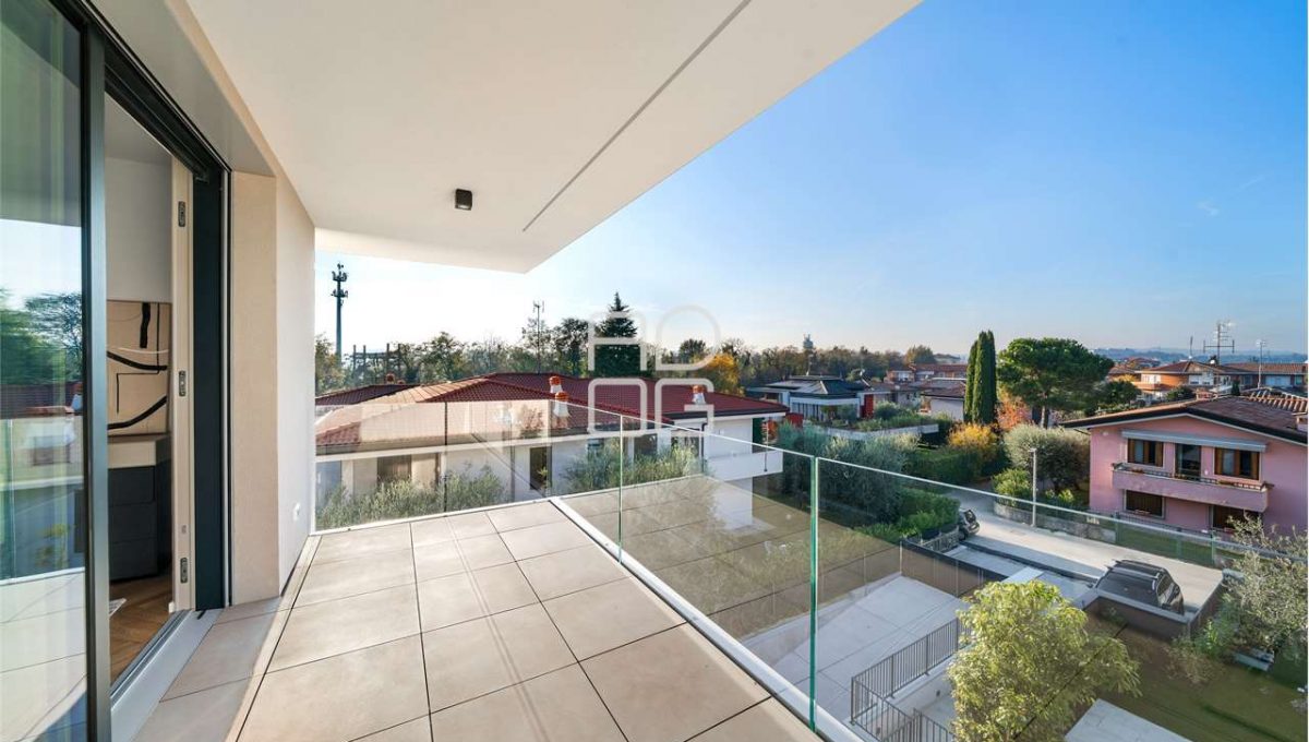 imm_69735-20251119095627-1280-_Watermark_png_mc