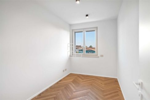 imm_69736-20251119095540-1280-_Watermark_png_mc