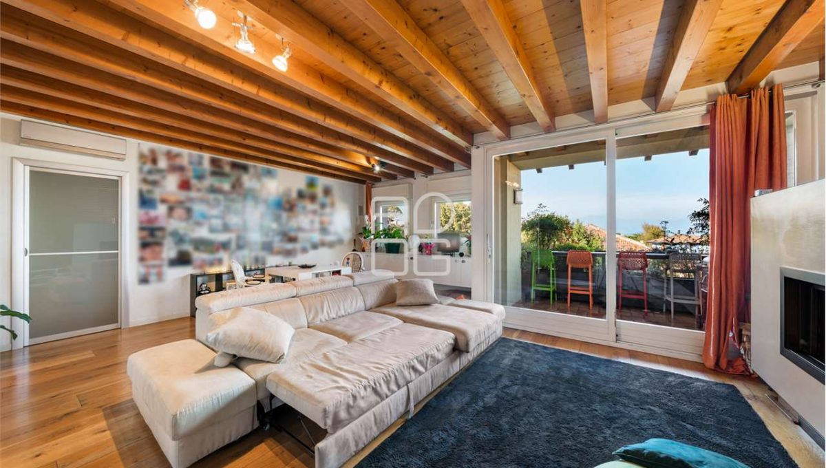 imm_69758-20251120102914-1280-_Watermark_png_mc