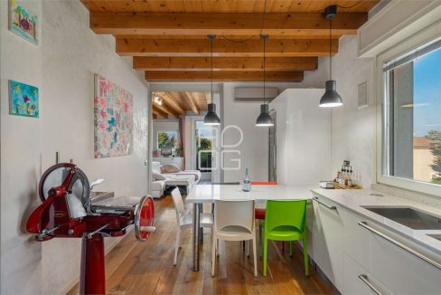 imm_69764-20251120102921-1280-_Watermark_png_mc