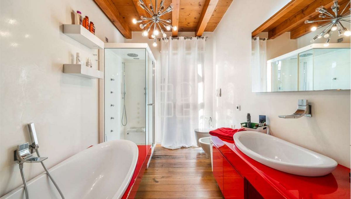 imm_69769-20251120102934-1280-_Watermark_png_mc