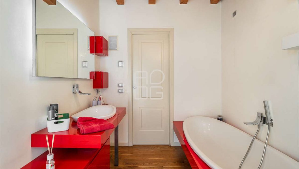 imm_69770-20251120102936-1280-_Watermark_png_mc