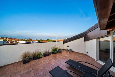 imm_69778-20251120103007-1280-_Watermark_png_mc