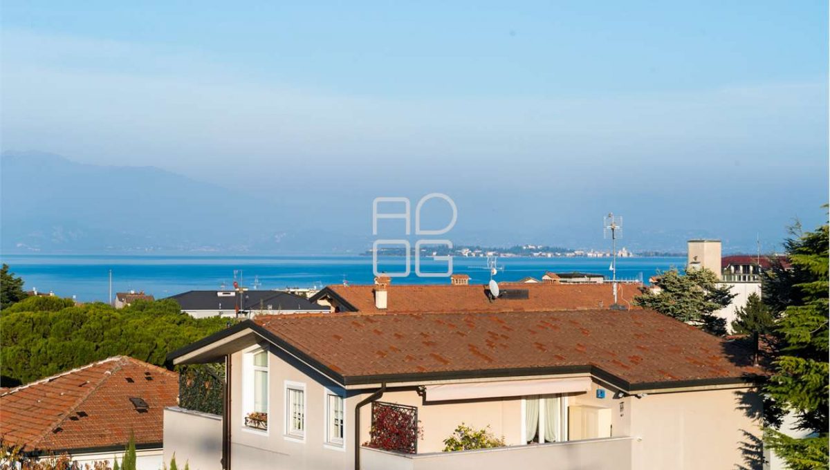 imm_69780-20251120103012-1280-_Watermark_png_mc