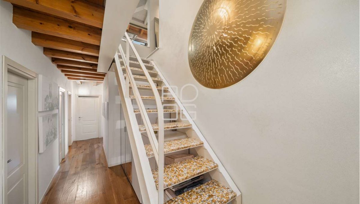 imm_69783-20251120102948-1280-_Watermark_png_mc