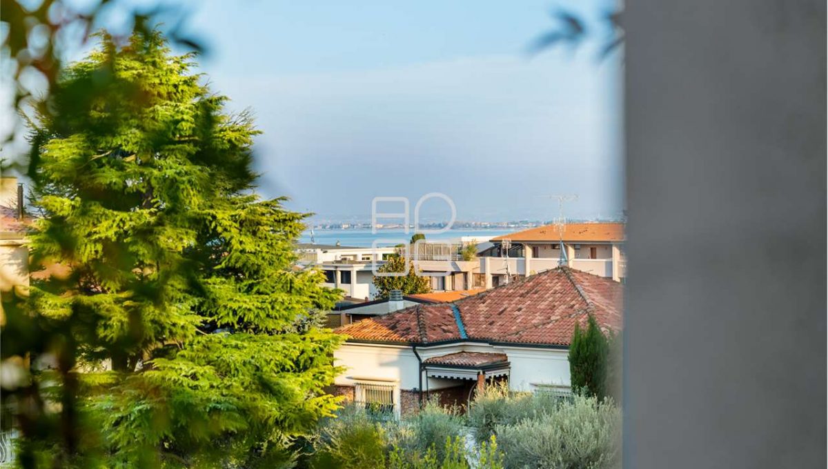 imm_69788-20251120103018-1280-_Watermark_png_mc