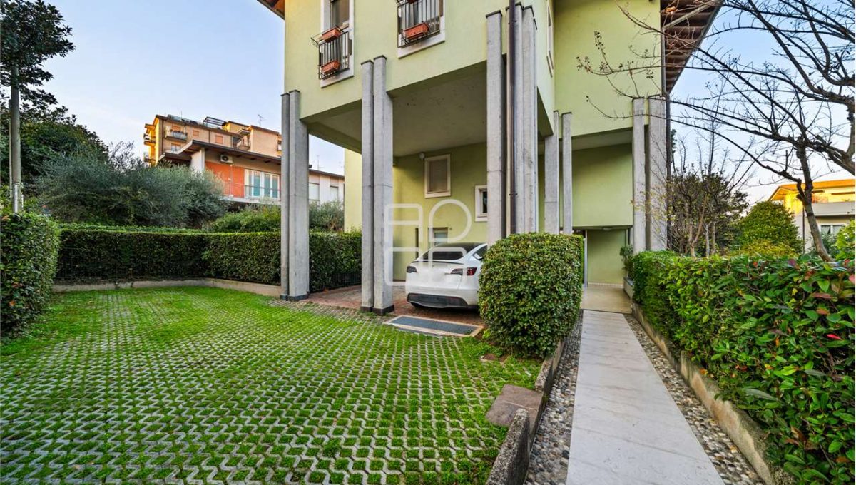 imm_69791-20251120103033-1280-_Watermark_png_mc