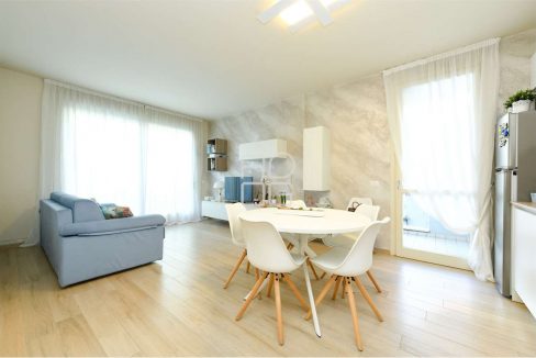 imm_69794-20251122092349-1280-_Watermark_png_mc